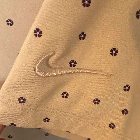 Nike Light Pink Men’s Polo Shirt with Dot Print - Picture 3 of 4